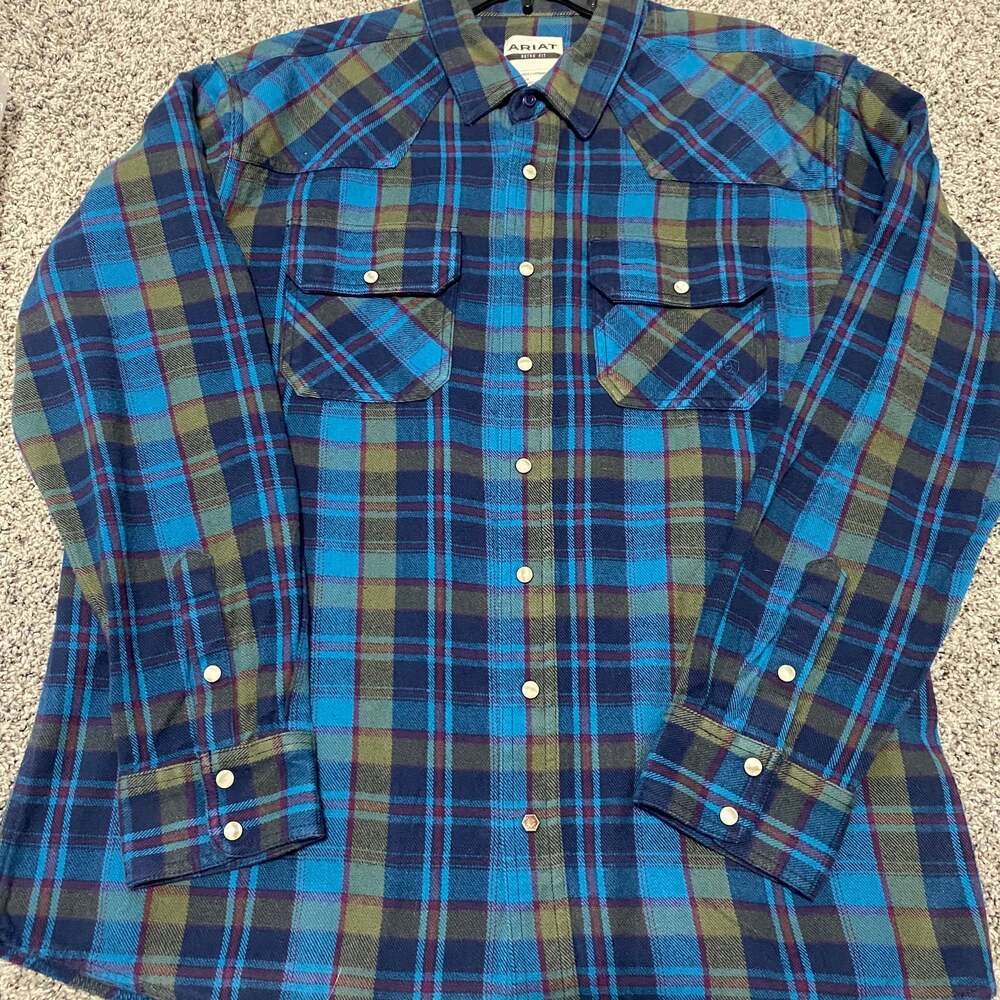 Ariat Men's Halsted Retro Fit Blue Plaid Pearl Snap Flannel Western Shirt